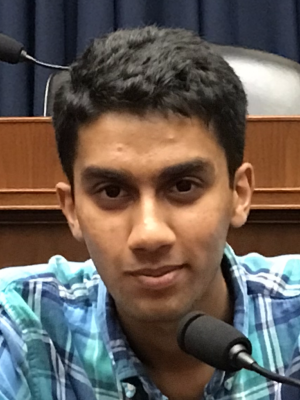 Headshot of Girish Ganesan