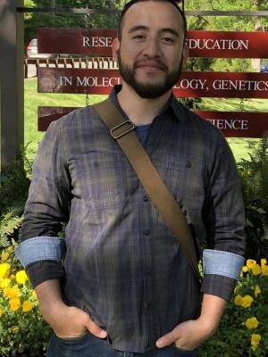 Headshot of Kenneth Acosta